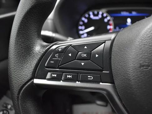 Used 2024 Nissan Sentra SV FWD image 23