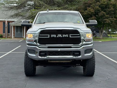 Used 2019 RAM 2500 Big Horn AWD/4WD image 3