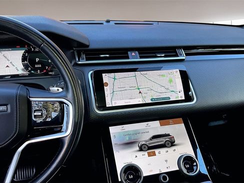 Used 2021 Land Rover Range Rover Velar R-Dynamic S image 9
