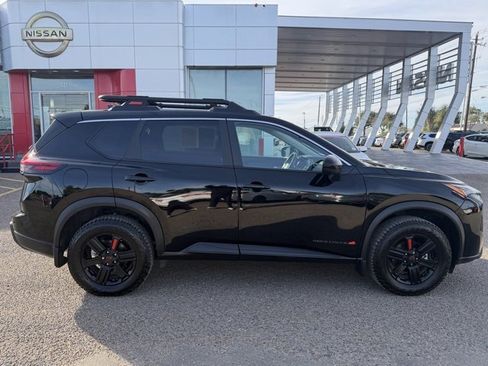 Certified 2025 Nissan Rogue SV image 8