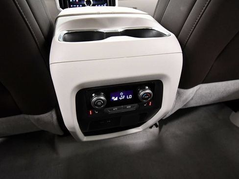 Used 2024 GMC Acadia Denali FWD image 16