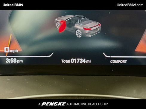 Used 2024 BMW Z4 M40i w/ Premium Package image 7