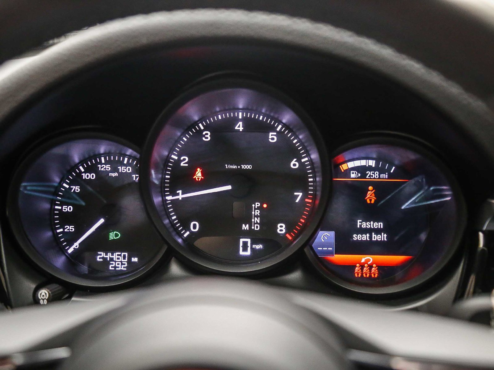 Certified 2022 Porsche Macan AWD/4WD image 26