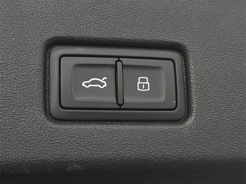 Certified 2023 Audi Q4 e-tron Premium Plus w/ Premium Plus image 30