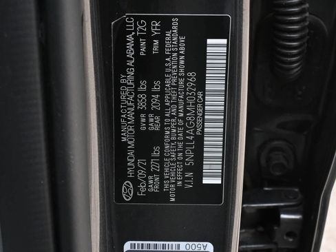 Used 2021 Hyundai Elantra SE FWD image 27