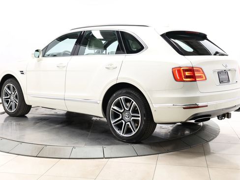 Used 2018 Bentley Bentayga Onyx Edition AWD/4WD image 83