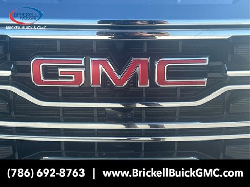 New 2025 GMC Sierra 1500 SLT w/ SLT Convenience Package image 12