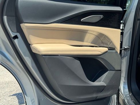 New 2025 Cadillac Lyriq Luxury image 21