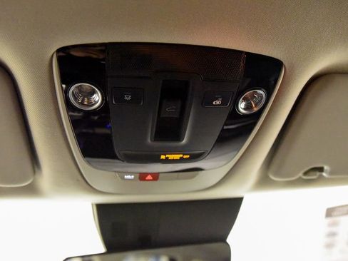 Used 2025 Kia Sportage EX w/ Premium Package image 26