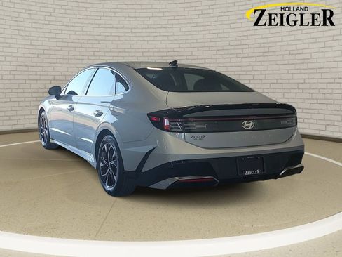 Certified 2025 Hyundai Sonata SEL FWD image 7