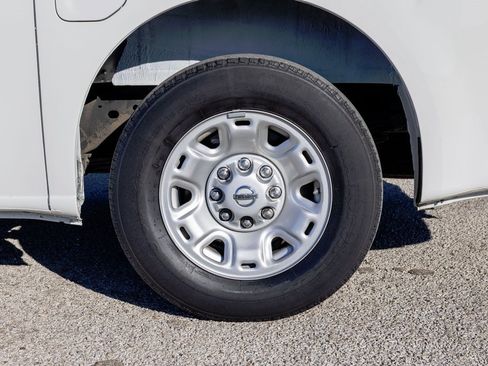 Used 2019 Nissan NV 2500 SV w/ Navigation Package image 24