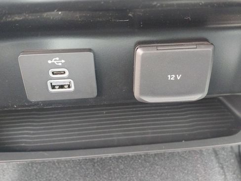 New 2026 Ford F250 XL w/ XL Chrome Package image 15