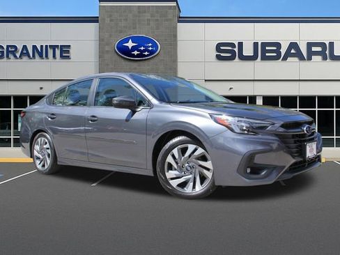 Used 2025 Subaru Legacy Limited AWD/4WD image 4