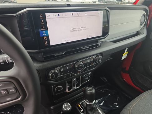 New 2025 Jeep Gladiator Sport image 20