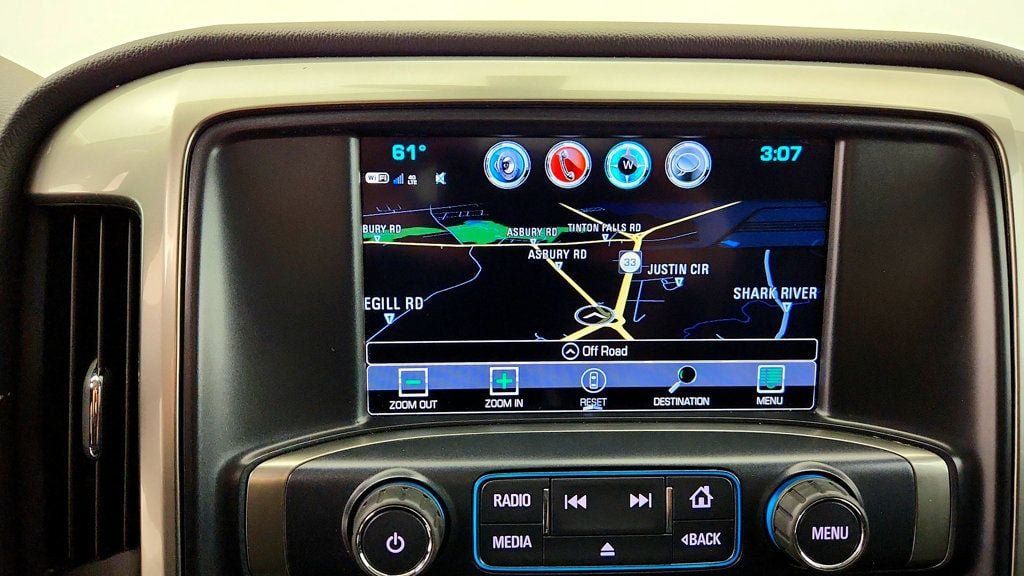 Used 2018 Chevrolet Silverado 1500 LT w/ All Star Edition AWD/4WD image 18