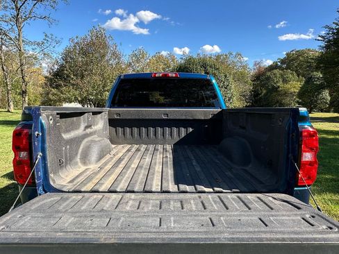 Used 2018 Chevrolet Silverado 1500 LT w/ All Star Edition AWD/4WD image 8
