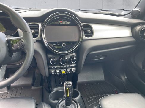 Used 2024 MINI Cooper SE FWD image 11