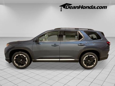 New 2026 Honda Pilot image 2