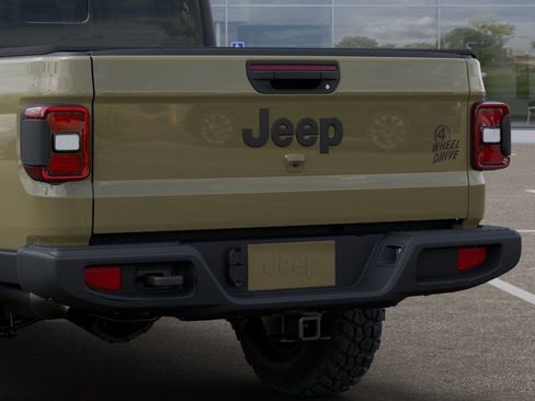 New 2025 Jeep Gladiator Willys image 13