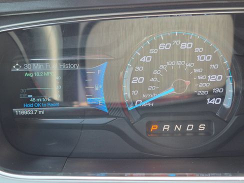Used 2015 Ford Taurus SEL w/ Equipment Group 201A FWD image 24