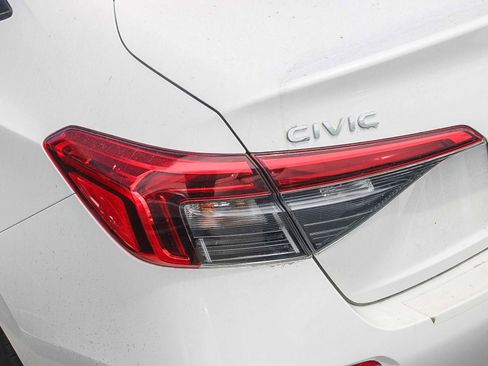 Used 2024 Honda Civic Sport image 11