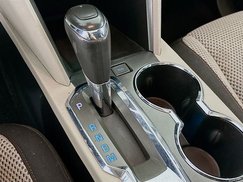 Used 2017 Chevrolet Equinox LT w/ Convenience Package image 24