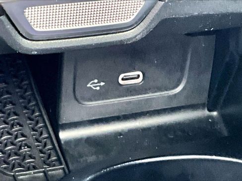 Used 2024 Mercedes-Benz C 300 C 300 image 34