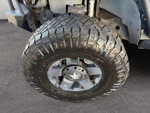 Used 2013 Jeep Wrangler Unlimited Rubicon w/ Connectivity Group AWD/4WD image 40