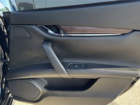 Used 2014 Maserati Quattroporte S Q4 image 13