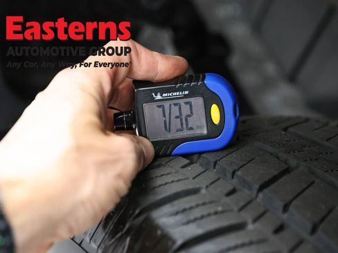 Used 2024 Chevrolet Silverado 1500 Custom AWD/4WD image 26