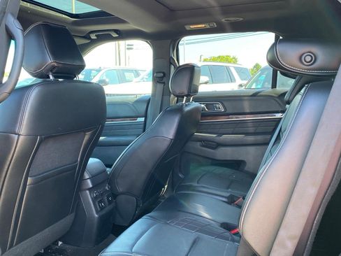 Used 2016 Ford Explorer Platinum AWD/4WD image 22