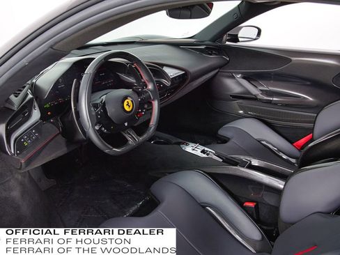 Used 2021 Ferrari SF90 Stradale image 4