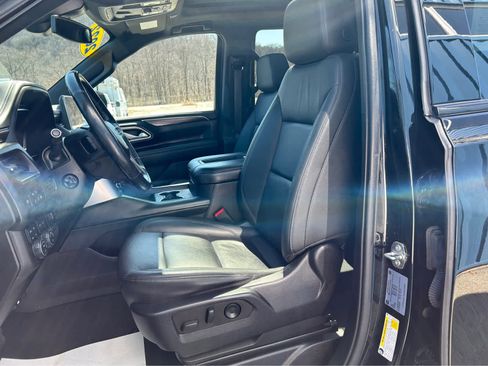 Used 2022 Chevrolet Tahoe Z71 w/ Off-Road Capability Package image 9