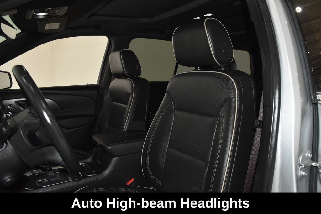 Used 2022 Chevrolet Traverse Premier w/ LPO, Floor Liner Package AWD/4WD image 23