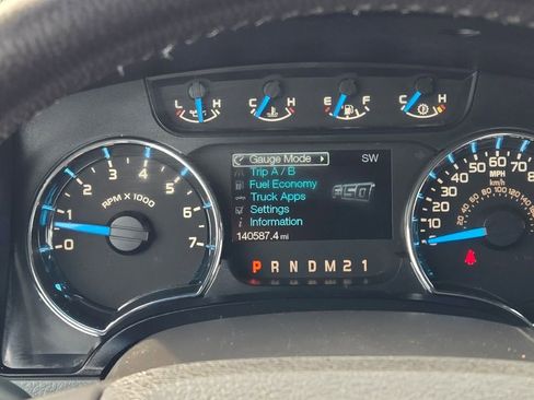 Used 2014 Ford F150 XLT w/ XLT Chrome Package image 28