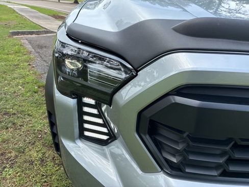 Used 2025 Toyota Tacoma TRD Off-Road w/ TRD Off Road Upgrade Package AWD/4WD image 8