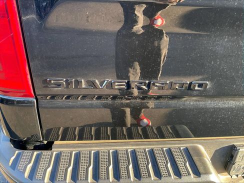 Used 2024 Chevrolet Silverado 1500 High Country w/ Midnight Edition image 11