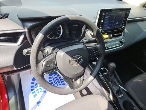 Used 2021 Toyota Corolla LE FWD image 13