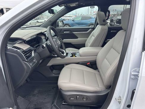 New 2026 GMC Acadia Elevation w/ Elevation Premium Package AWD/4WD image 21