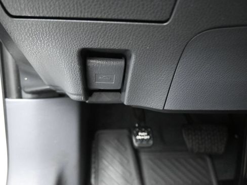 Used 2023 Toyota Camry SE FWD image 26