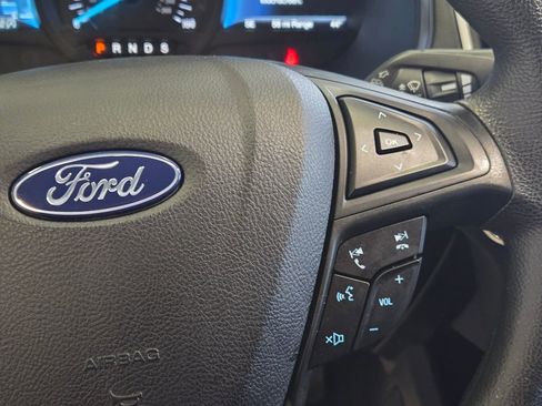 Used 2022 Ford Edge SE w/ Black Appearance Package image 15