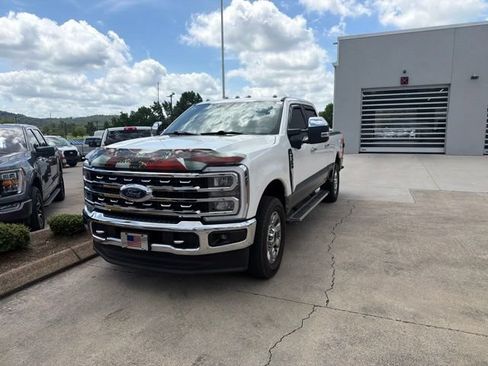 Used 2024 Ford F250 Lariat w/ Chrome Package AWD/4WD image 5