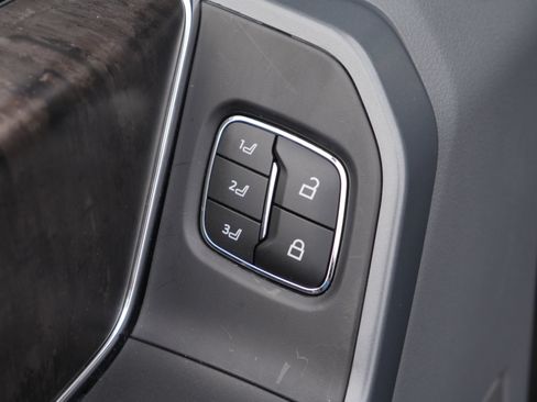 Certified 2023 Ford F150 Lariat image 40