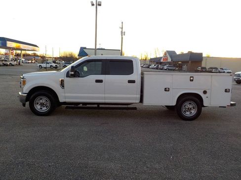 Used 2019 Ford F350 XL w/ Power Equipment Group RWD image 2
