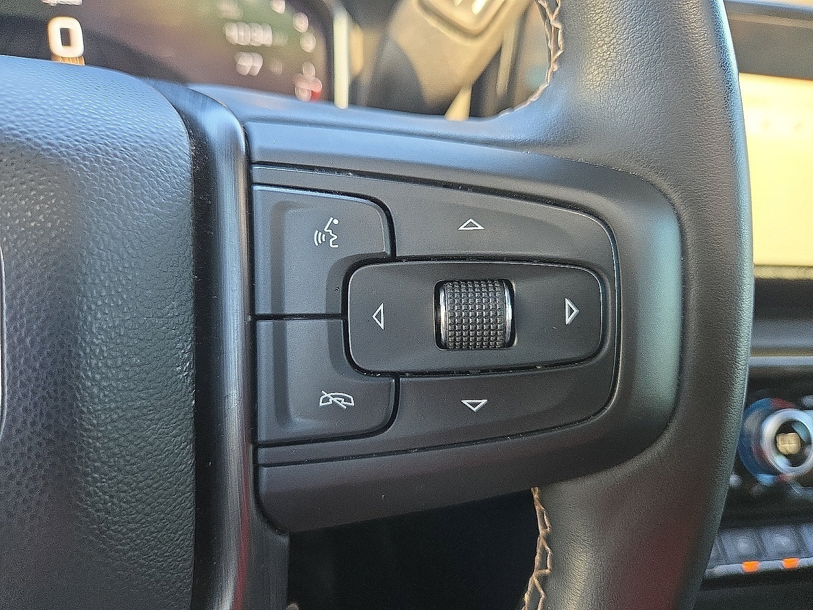Used 2024 GMC Sierra 2500 AT4 w/ AT4 Premium Plus Package AWD/4WD image 24