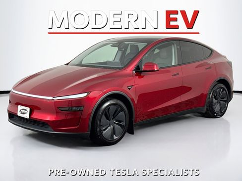 Used 2026 Tesla Model Y Long Range image 1