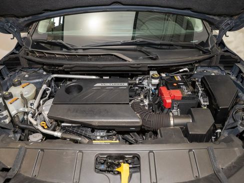 Used 2024 Nissan Rogue SV image 19