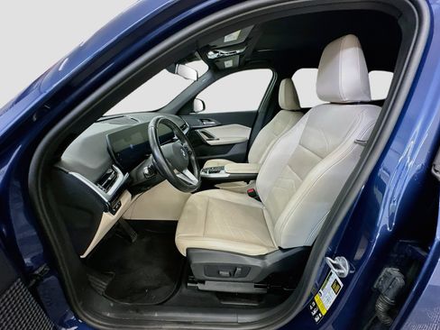 Used 2023 BMW X1 xDrive28i w/ Convenience Package AWD/4WD image 13