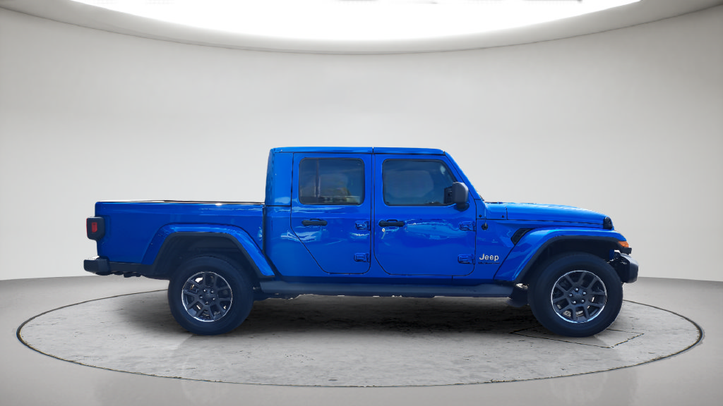 Used 2020 Jeep Gladiator Overland AWD/4WD image 4