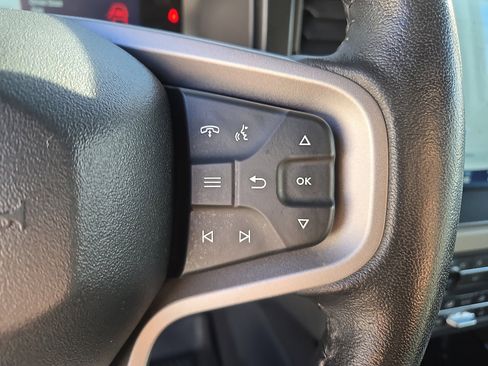 Used 2022 Ford Bronco Badlands image 23